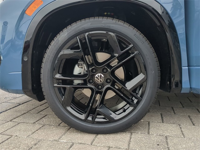 2025 Volkswagen Tiguan SE R-Line Black photo 32