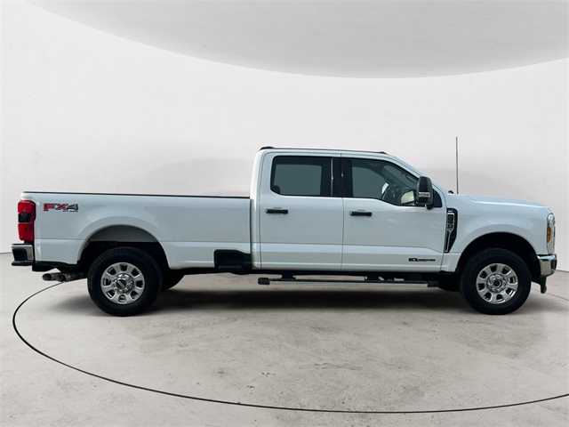 2024 Ford F-350 photo 6