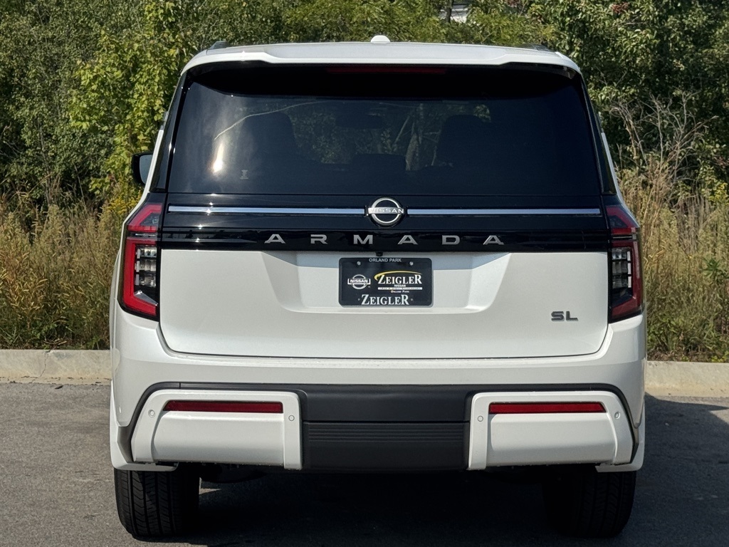 2026 Nissan Armada SL photo 5
