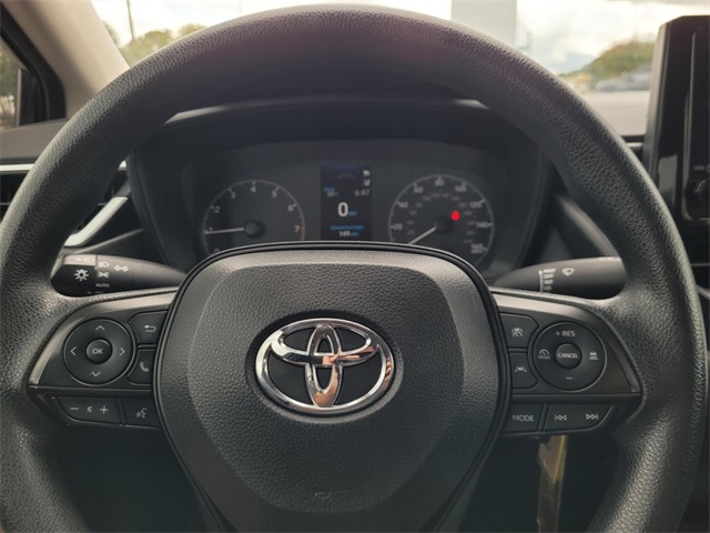 2023 Toyota Corolla LE photo 12