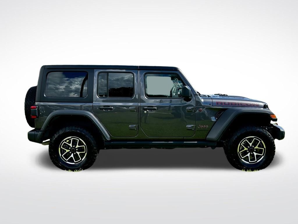 2024 Jeep Wrangler Rubicon photo 7