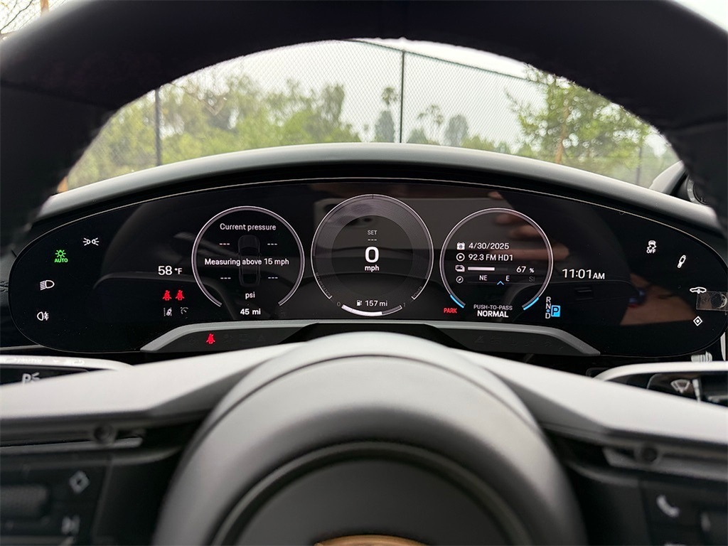 2025 Porsche Taycan 4S photo 15