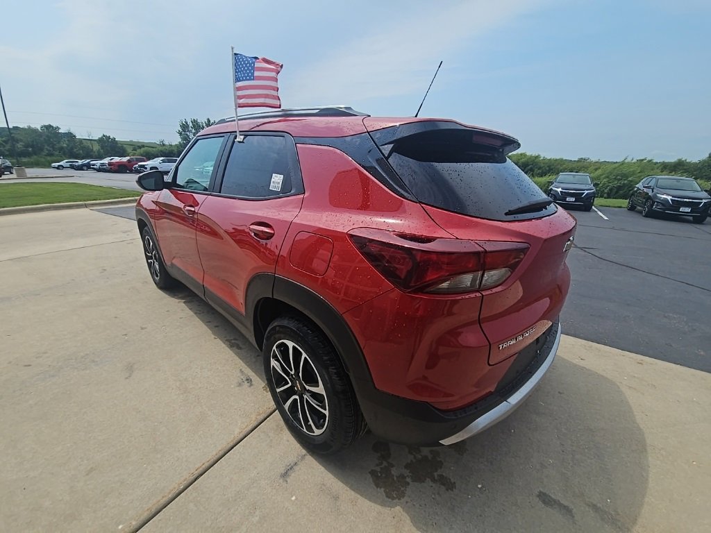 2026 Chevrolet Trailblazer LT photo 4