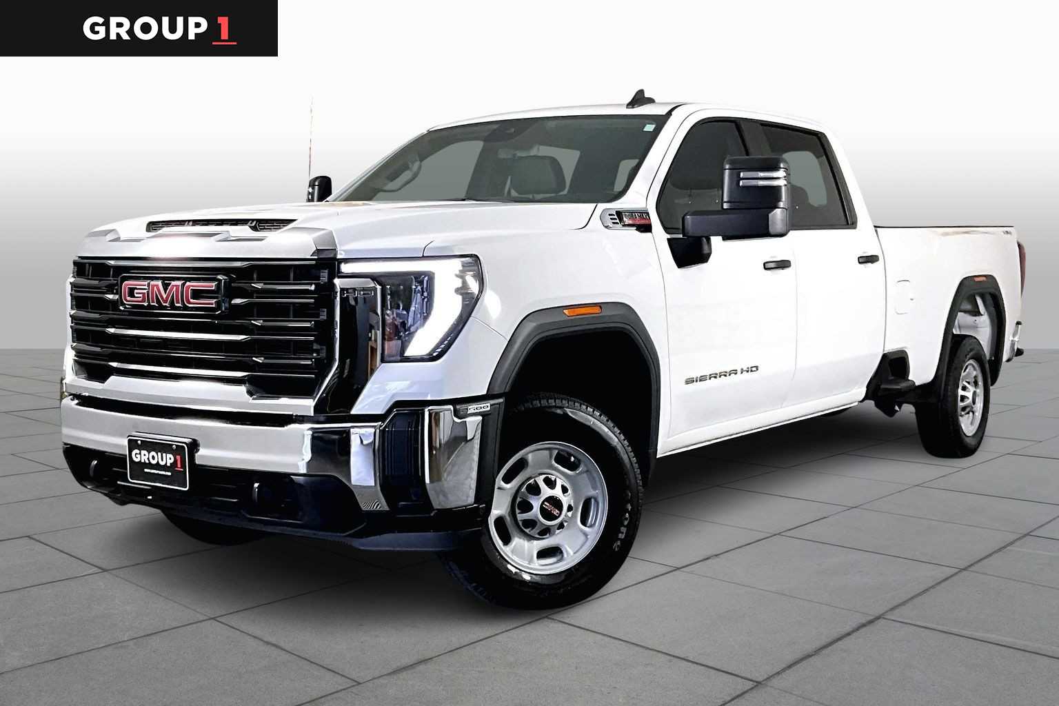 2024 GMC Sierra 2500HD Pro's photo