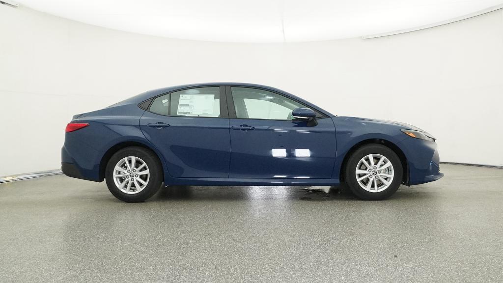 2026 Toyota Camry LE photo 26
