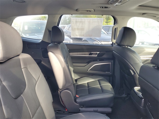2025 Kia Telluride EX photo 32