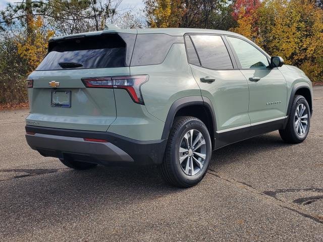 2026 Chevrolet Equinox LT photo 2