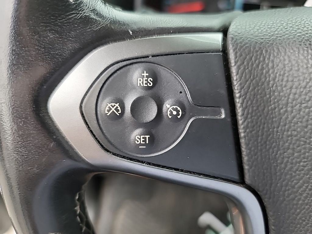 2015 Chevrolet Silverado 1500 LT photo 22