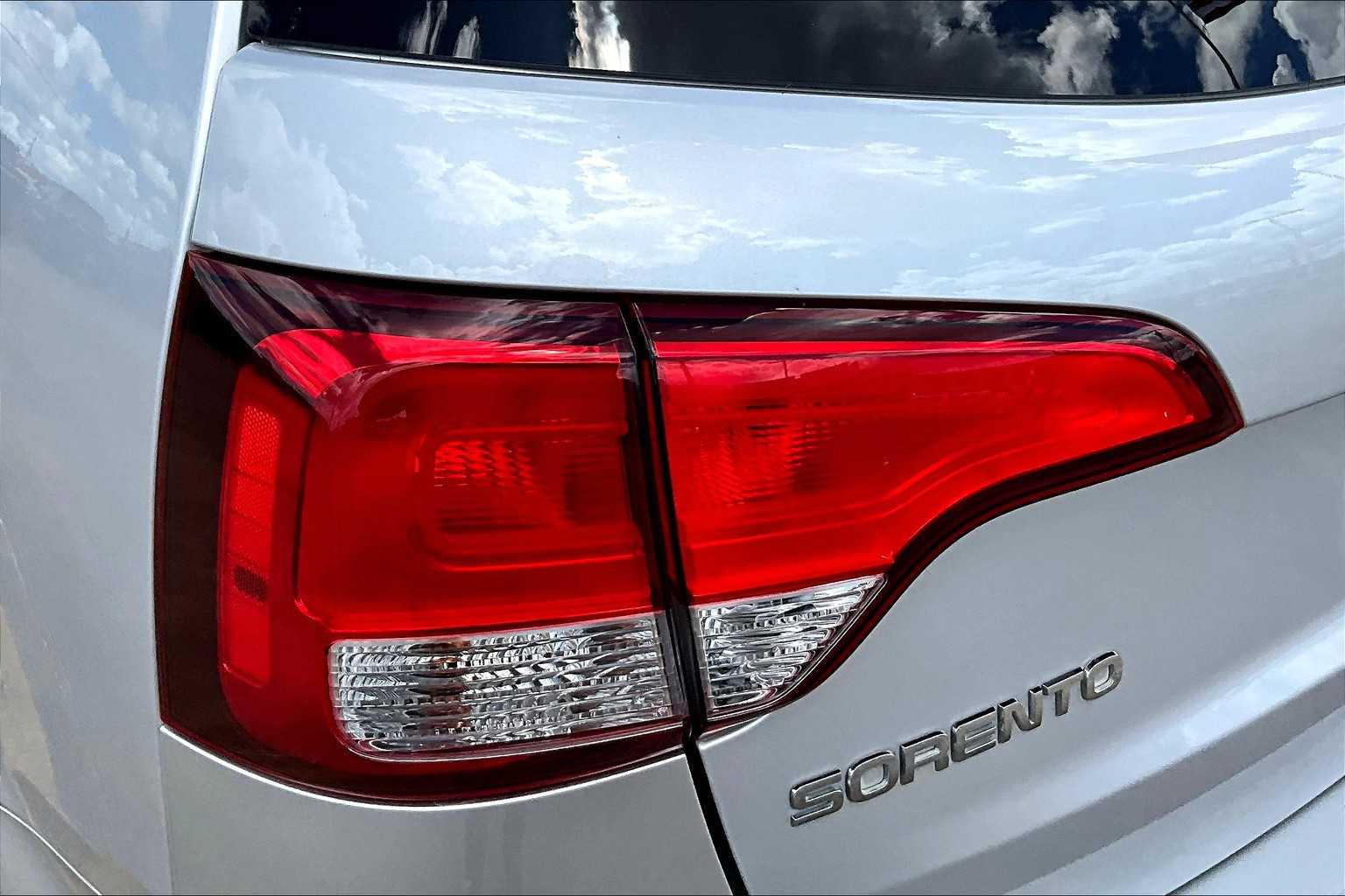 2015 Kia Sorento LX photo 25