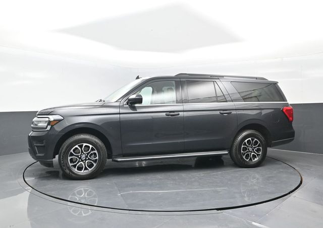 2023 Ford Expedition MAX XLT photo 4