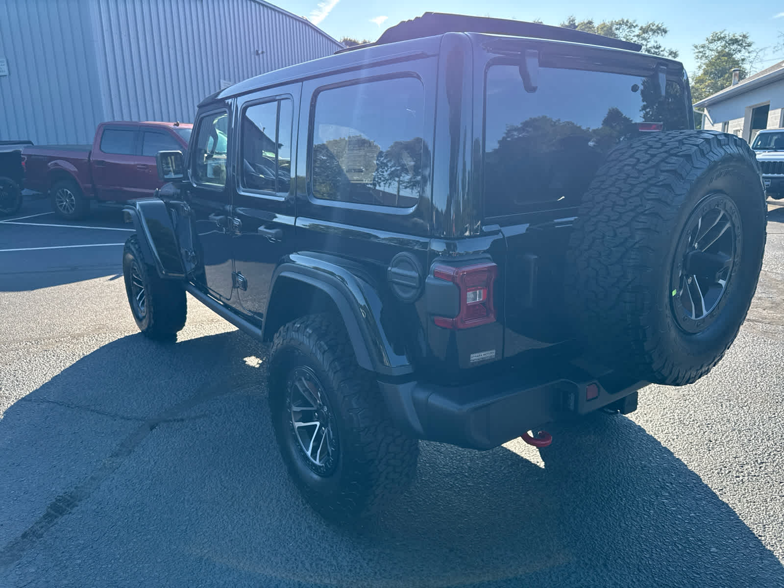 2025 Jeep Wrangler Rubicon photo 6