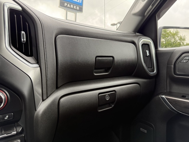 2019 Chevrolet Silverado 1500 LTZ photo 27