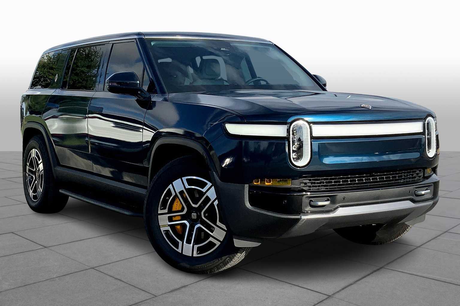 Used 2023 Rivian R1S Adventure with VIN 7PDSGABL4PN007153 for sale in Georgetown, TX