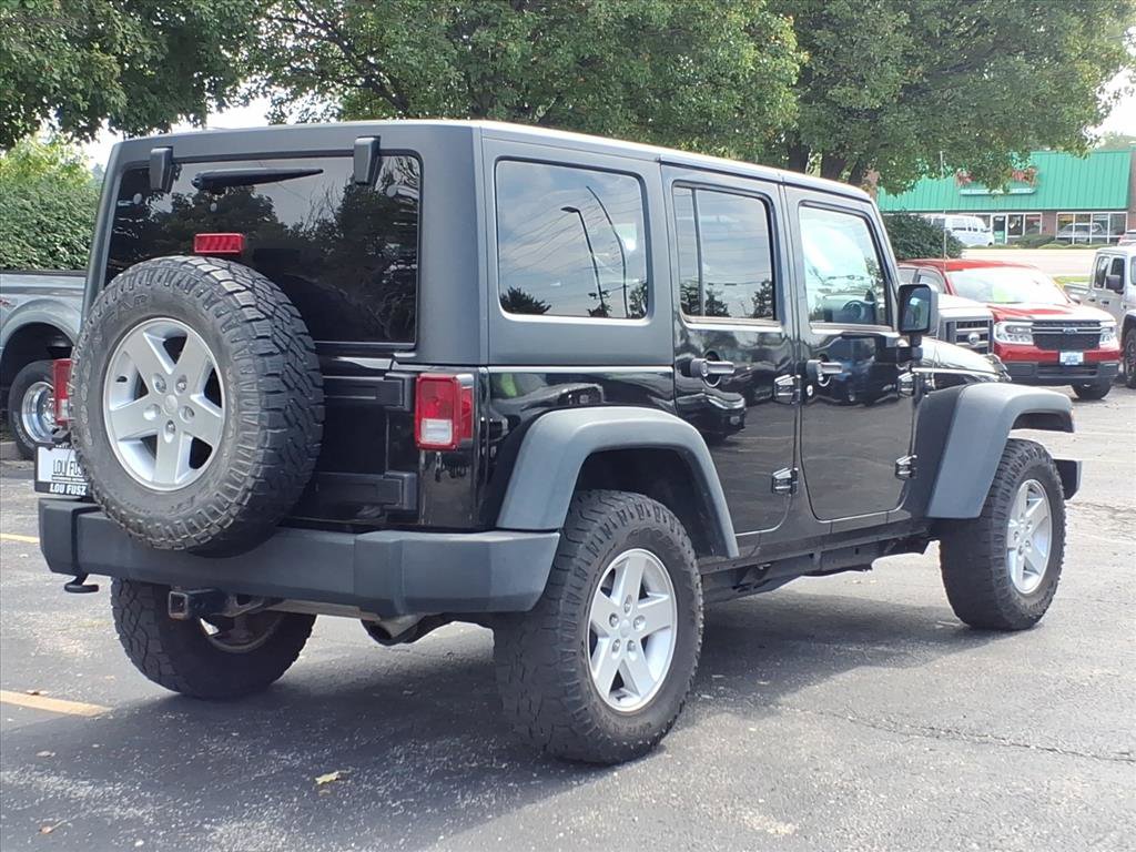 2013 Jeep Wrangler Unlimited Sport photo 2