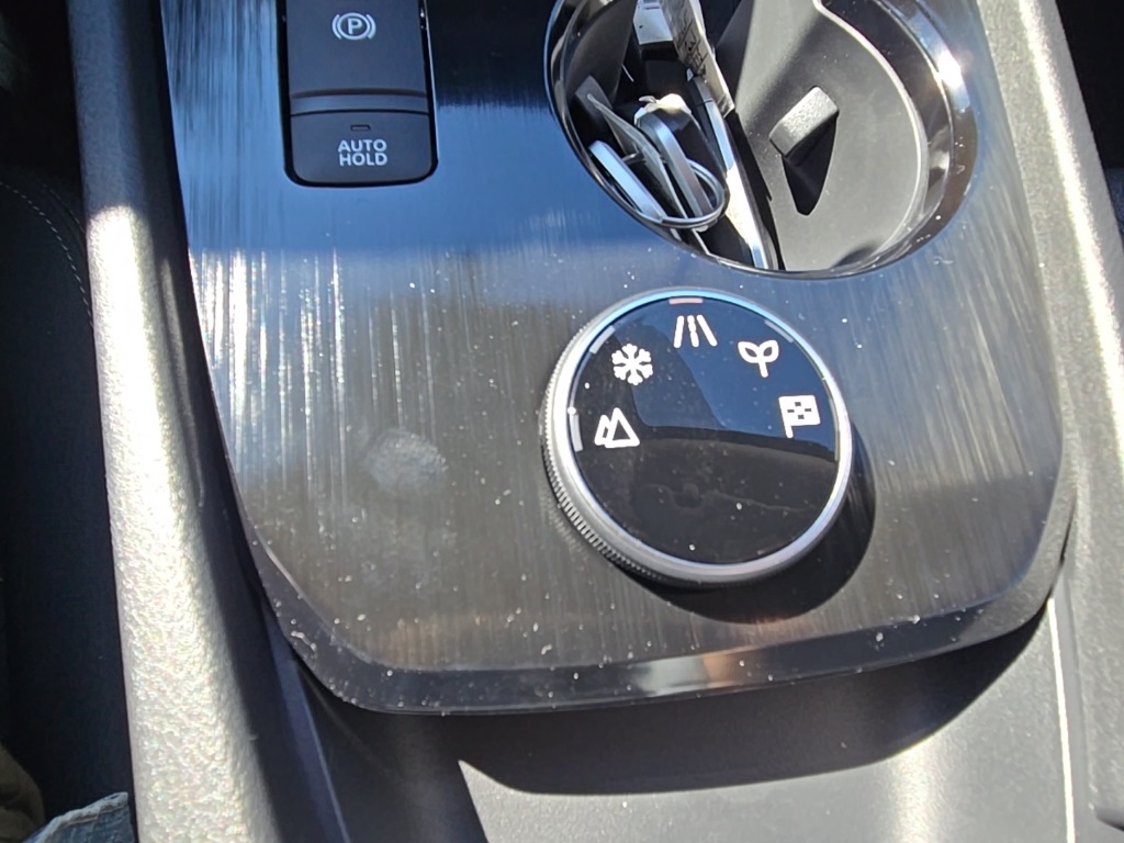 2026 Nissan Rogue SV photo 18