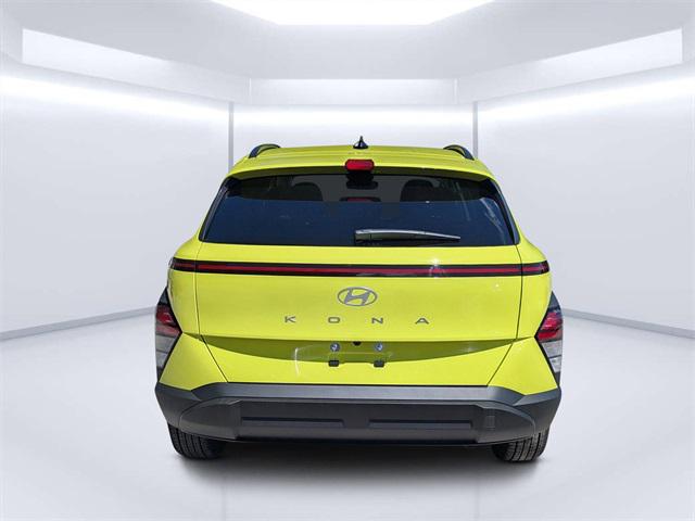2025 Hyundai Kona SEL photo 4