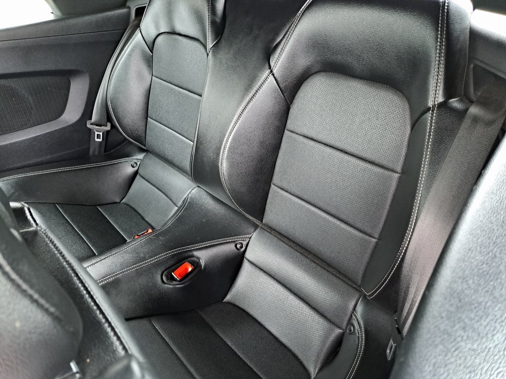 2020 Ford Mustang EcoBoost Premium photo 23