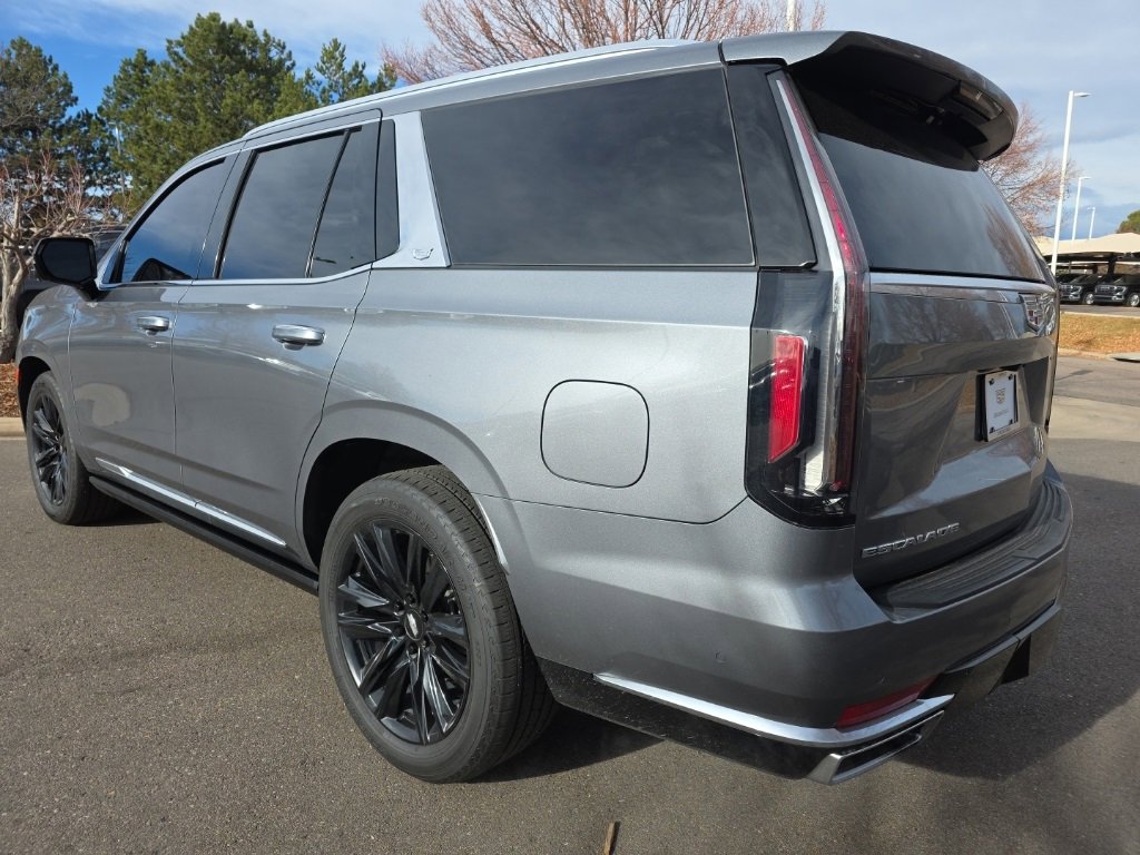2021 Cadillac Escalade Premium Luxury photo 4