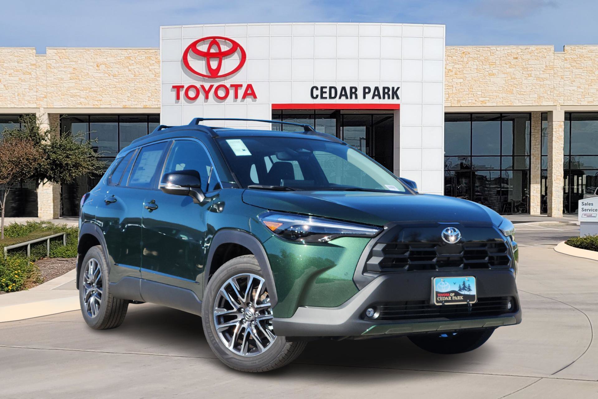 2026 Toyota Corolla Cross XLE's photo