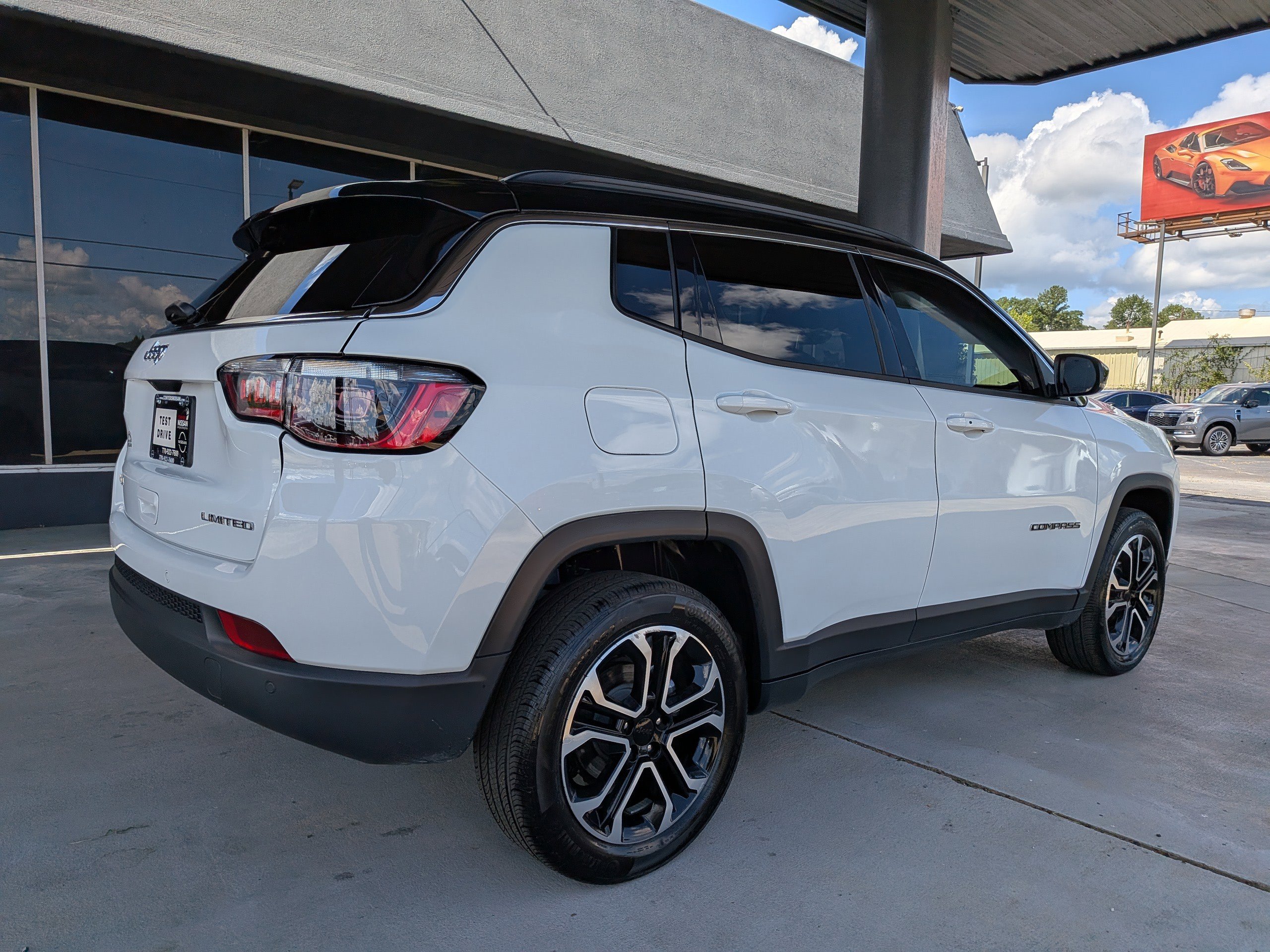 2024 Jeep Compass Limited photo 3