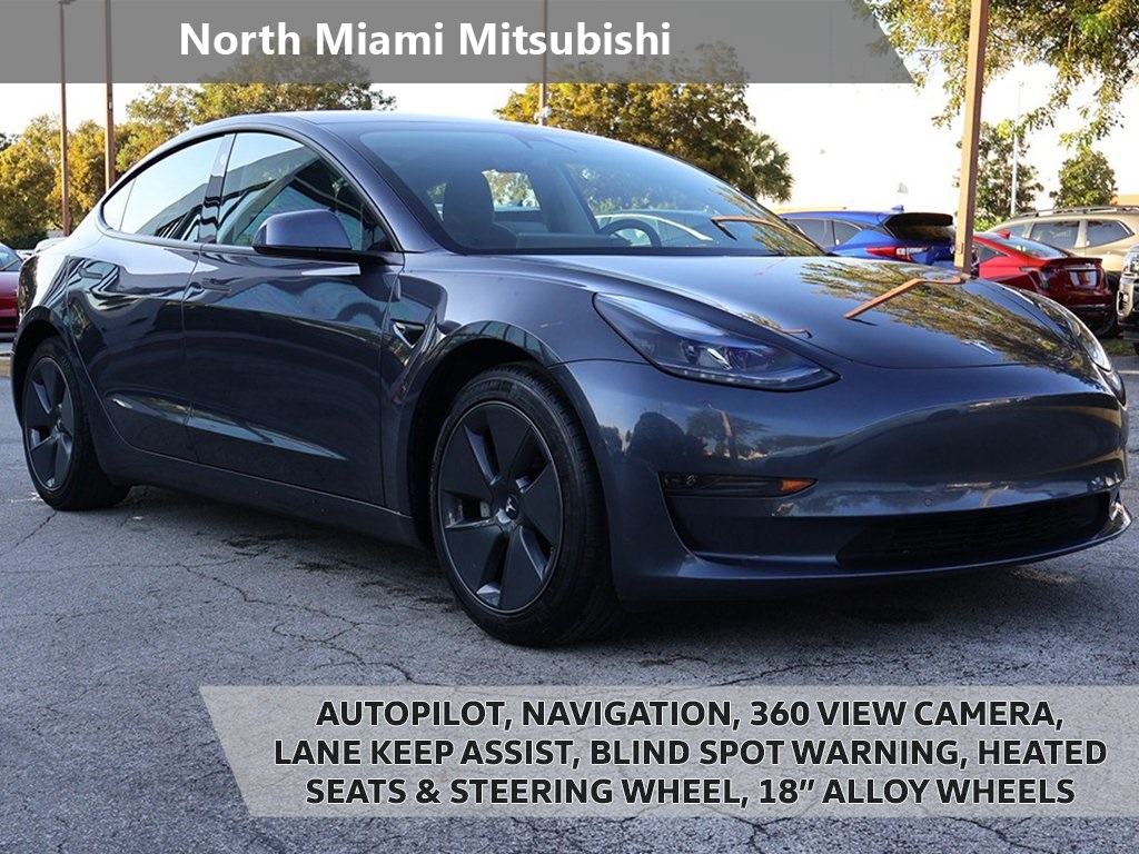 2022 Tesla Model 3 Base's photo