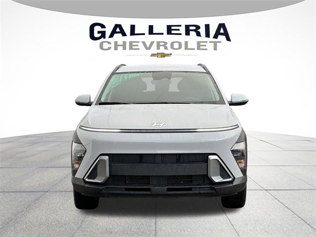 2025 Hyundai Kona SEL photo 3