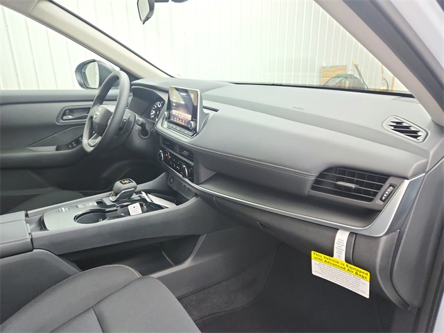 2025 Nissan Rogue S photo 31
