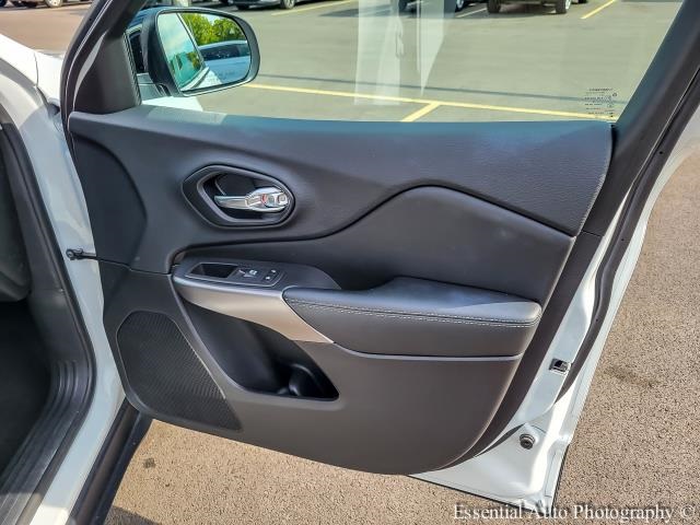 2022 JEEP CHEROKEE - Image 33