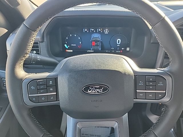 2025 Ford F-150 XLT photo 12