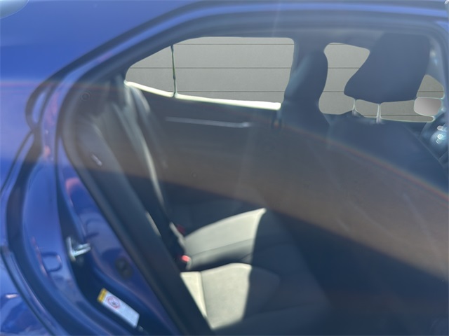 2018 Toyota Camry LE photo 14