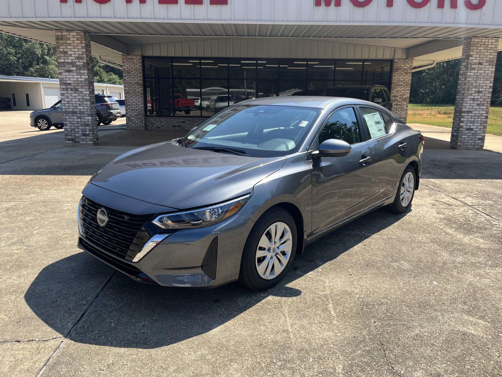 2025 Nissan Sentra S's photo