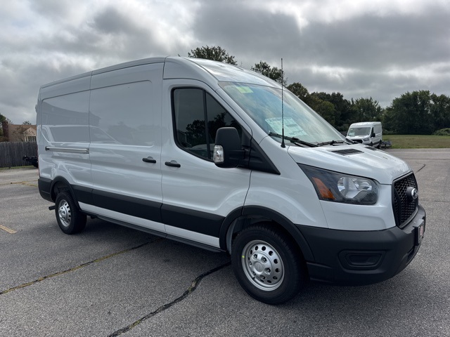 2025 Ford Transit Van Base's photo