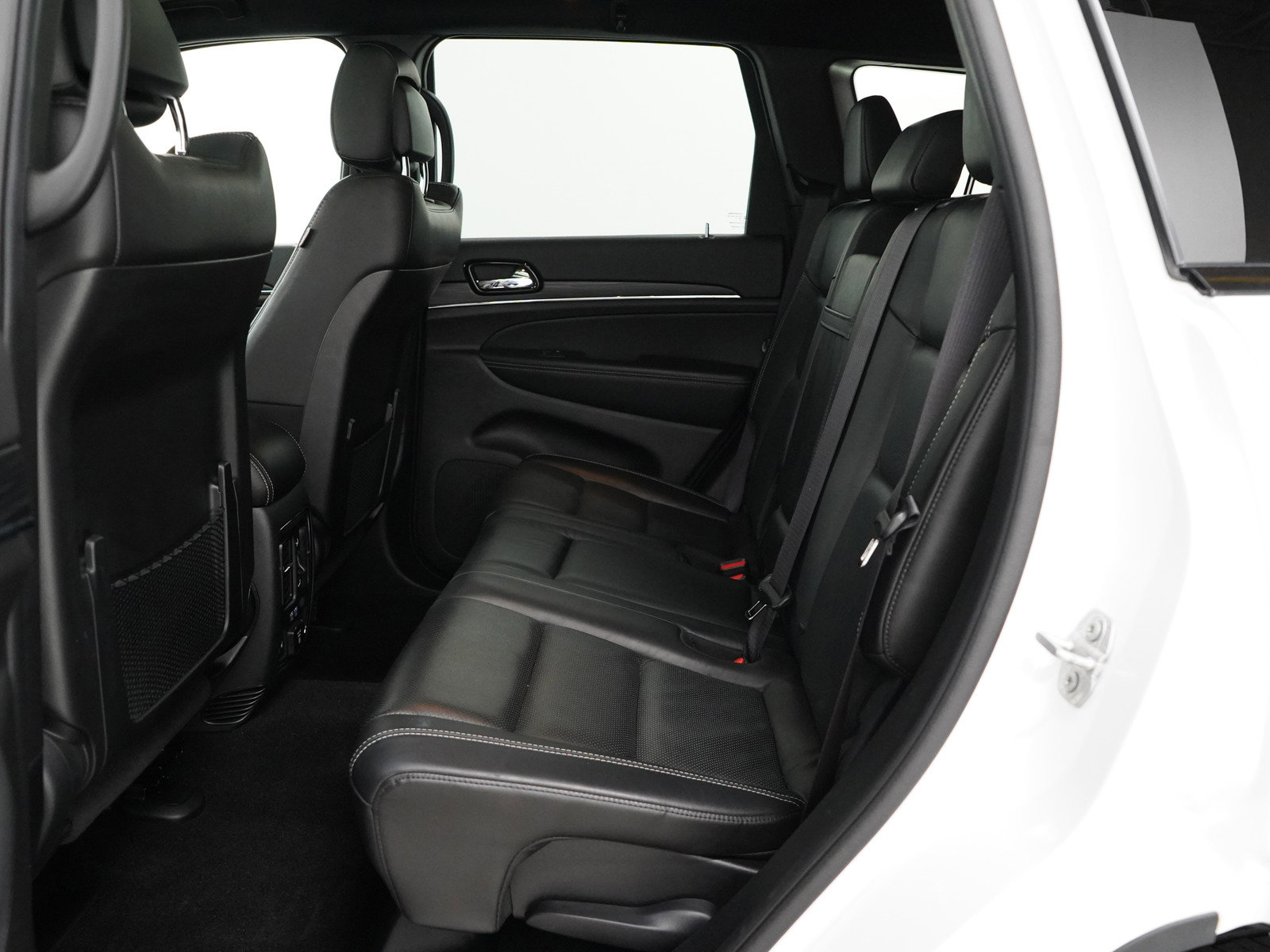 2021 Jeep Grand Cherokee Anniversary Edition photo 11