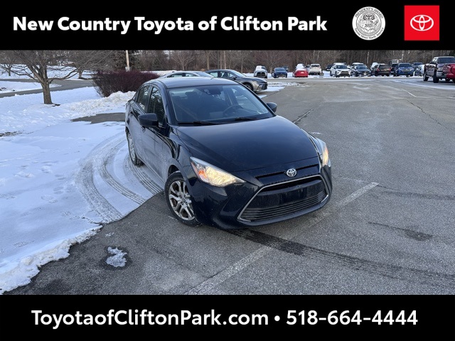 2017 Toyota Yaris iA Base's photo