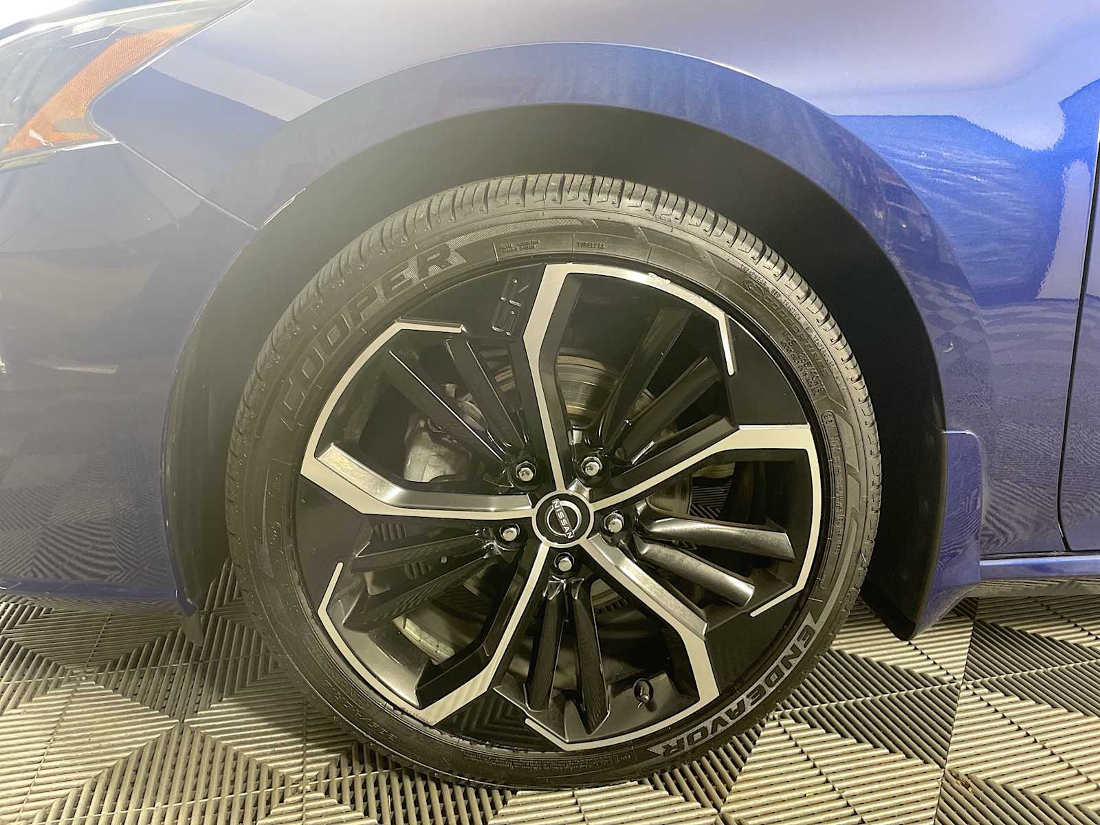 2023 Nissan Altima 2.5 SR photo 26