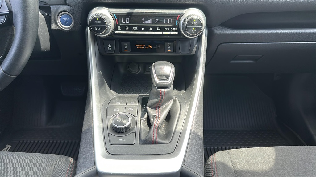 2021 Toyota RAV4 Prime XLE Premium photo 10
