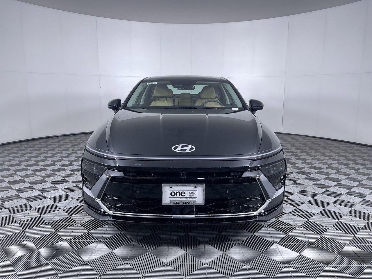2025 Hyundai Sonata Hybrid Limited photo 2