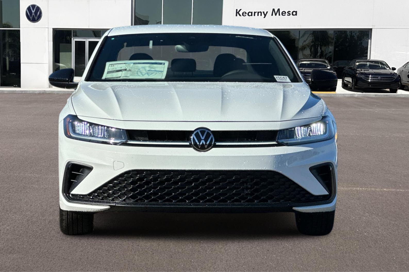 2025 Volkswagen Jetta 1.5T Sport photo 9