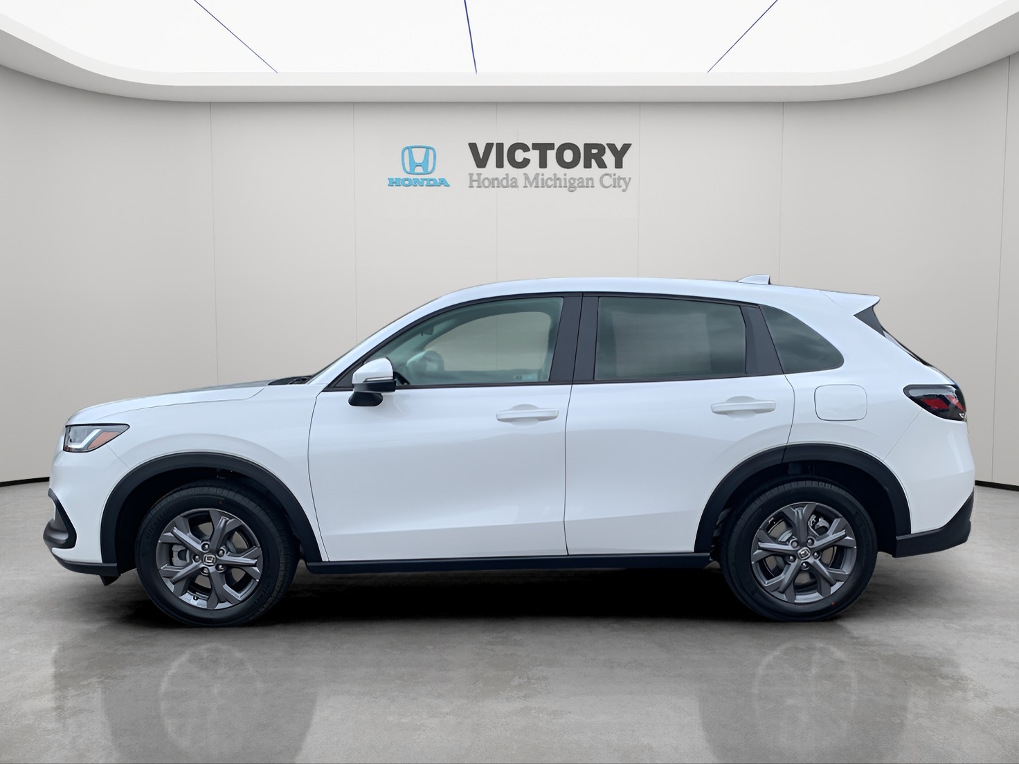 2026 Honda HR-V LX photo 2