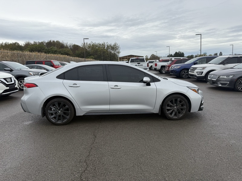 2024 Toyota Corolla SE photo 4