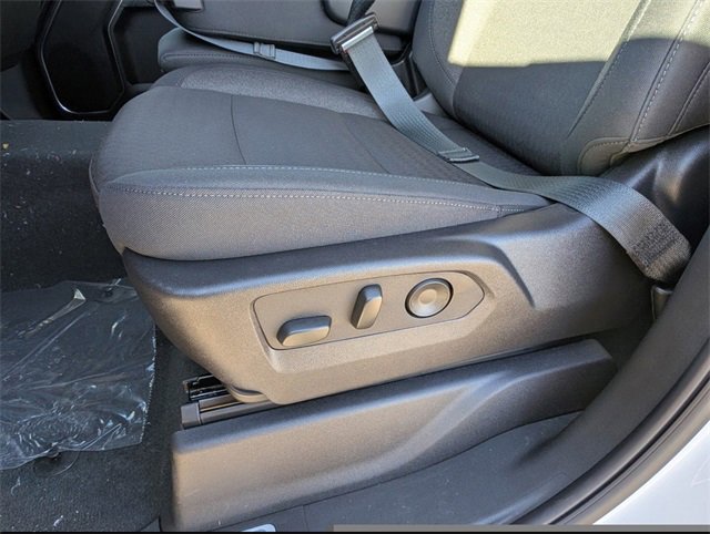 2025 Chevrolet Silverado 1500 LT photo 6