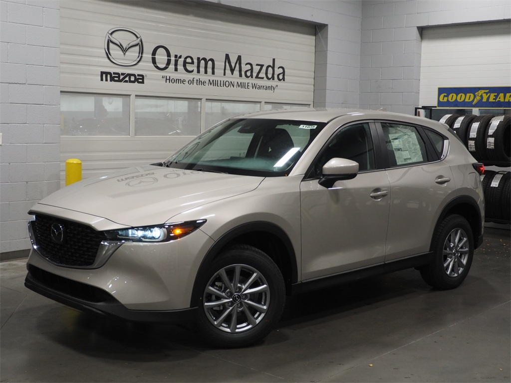 2025 Mazda CX-5 S's photo