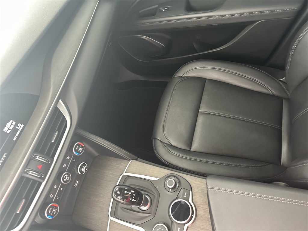 2018 Alfa Romeo Stelvio Ti photo 24