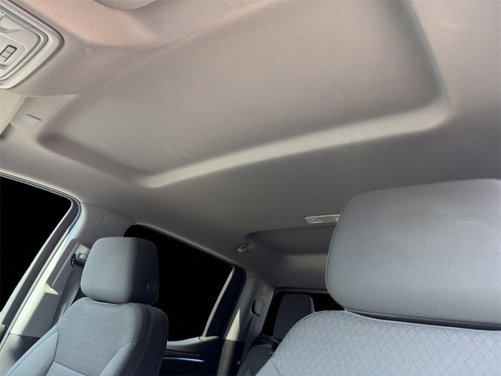 2022 Chevrolet Silverado LT photo 7