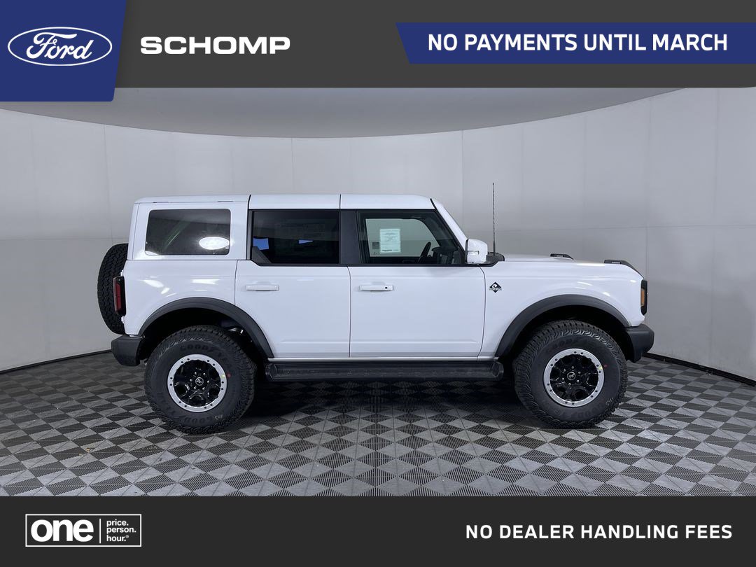 2025 Ford Bronco 4-Door Outer Banks's photo