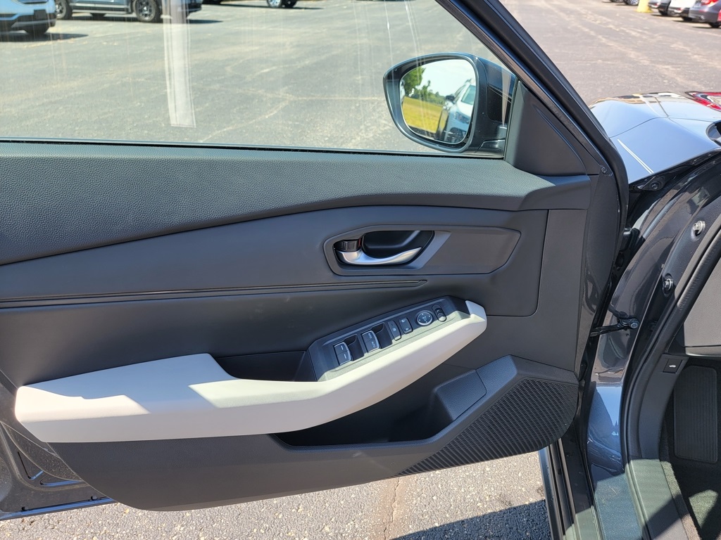 2025 Honda Accord SE photo 22