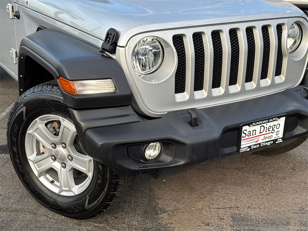 2022 Jeep Wrangler Unlimited Sport S photo 3