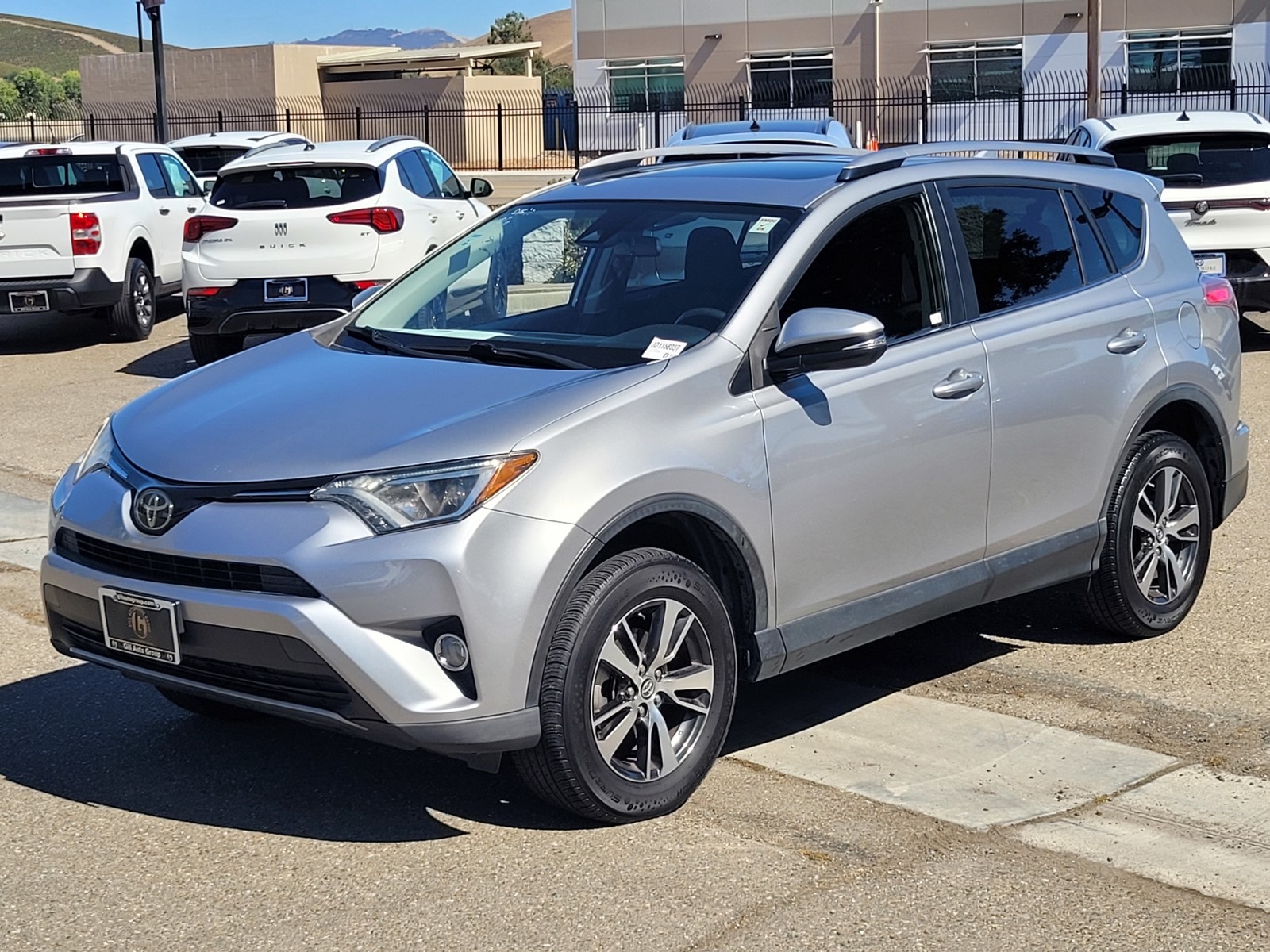 2018 Toyota RAV4 XLE photo 8