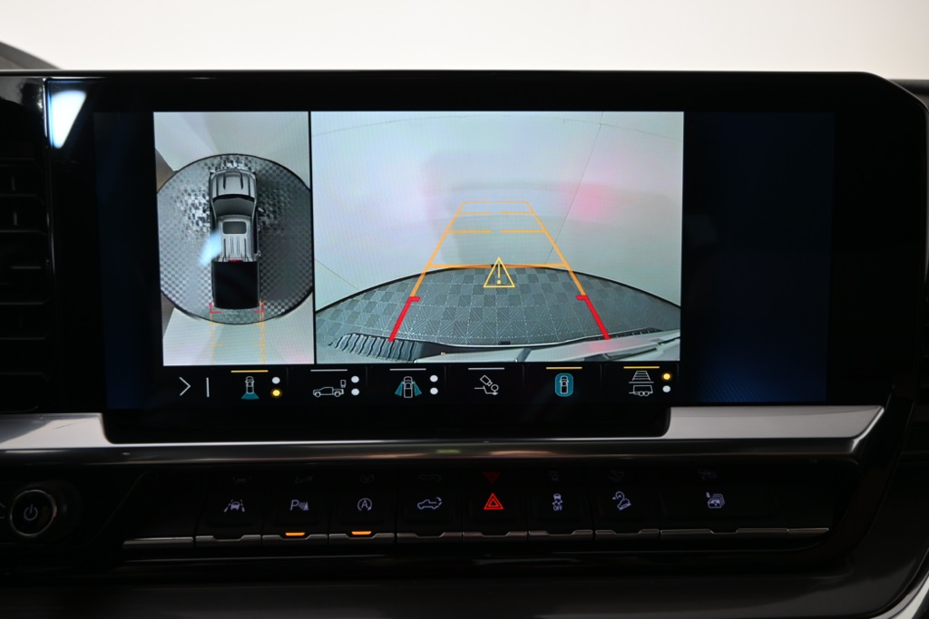 2023 Chevrolet Silverado 1500 High Country photo 27