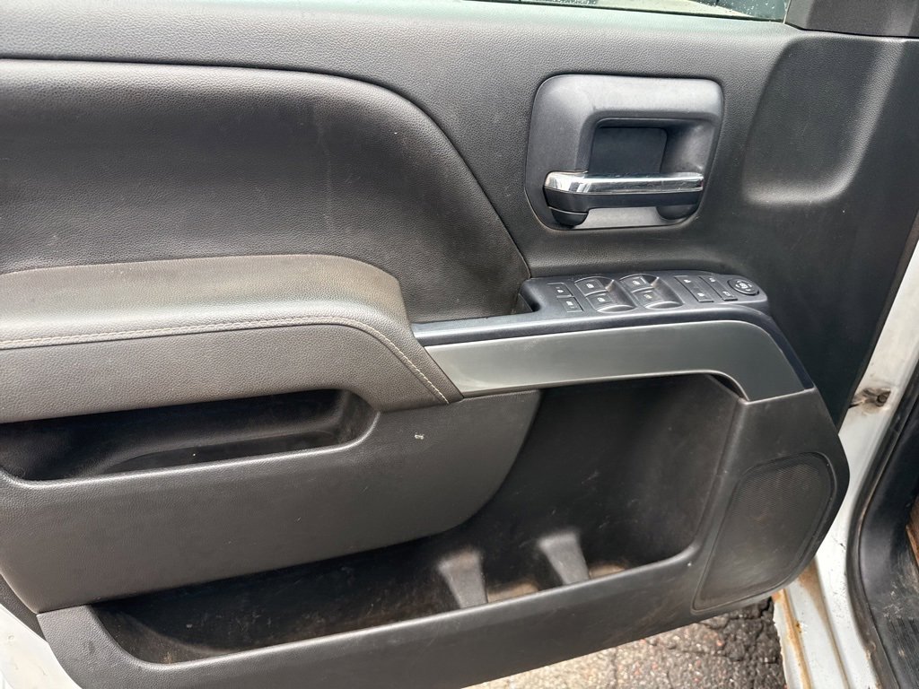 2015 Chevrolet Silverado 1500 LT photo 19